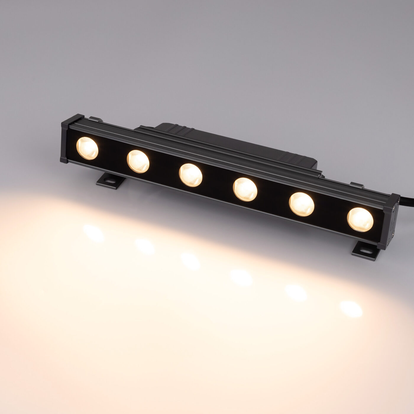 Линейный прожектор AR-LINE-300-6W Warm2700