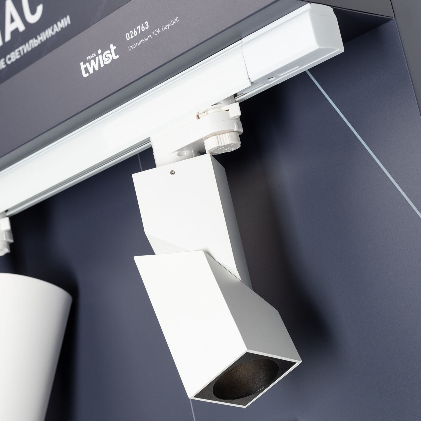 Стенд Системы Управления TRIAC 1760x600mm