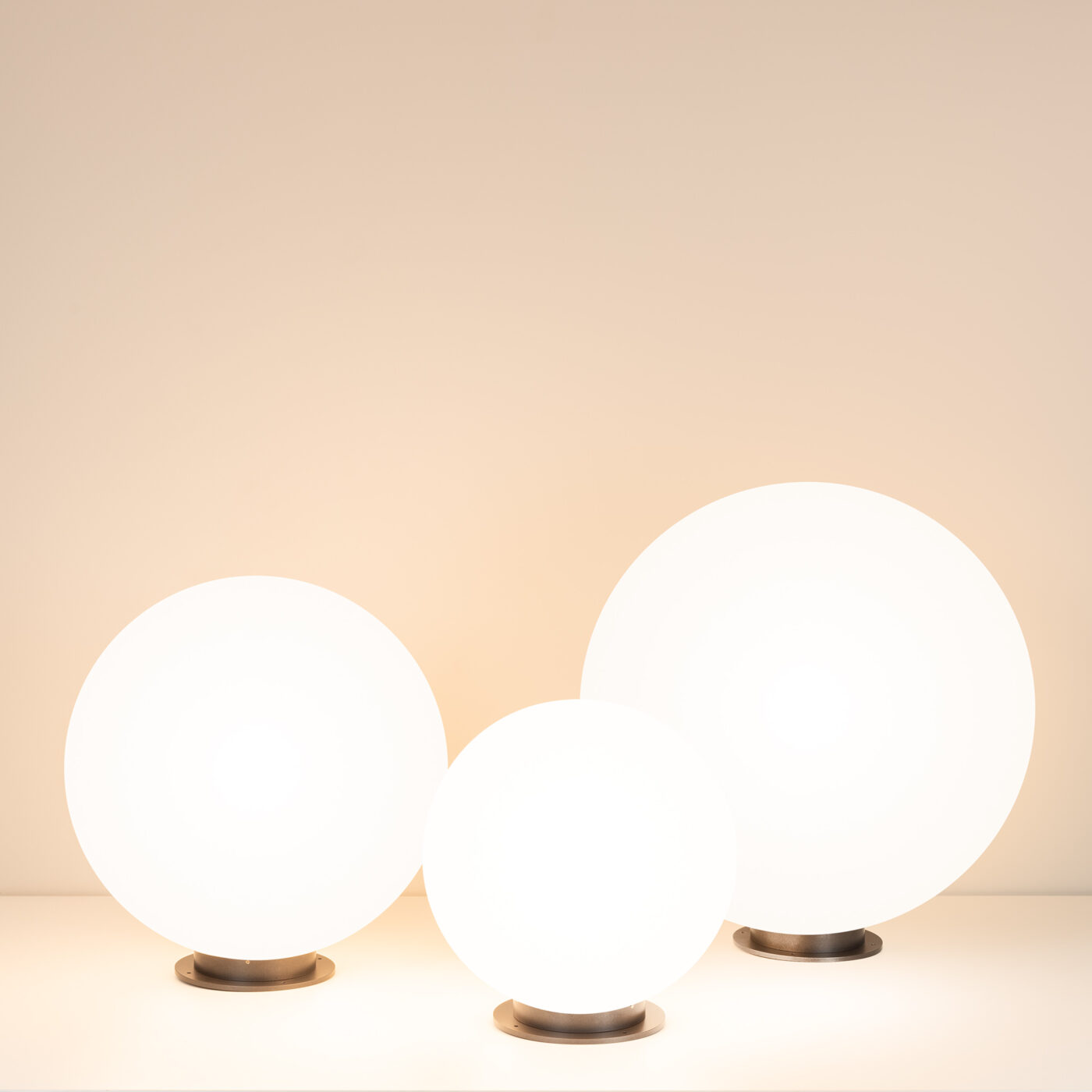 Светильник KT-GLOBE-R400-12W Warm3000