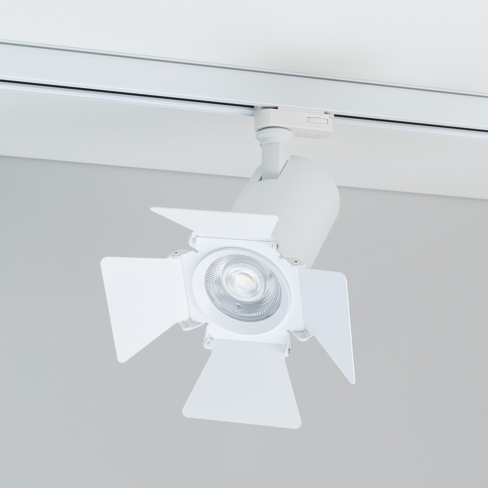 Шторки кашетирующие LGD-BARNDOORS-R85