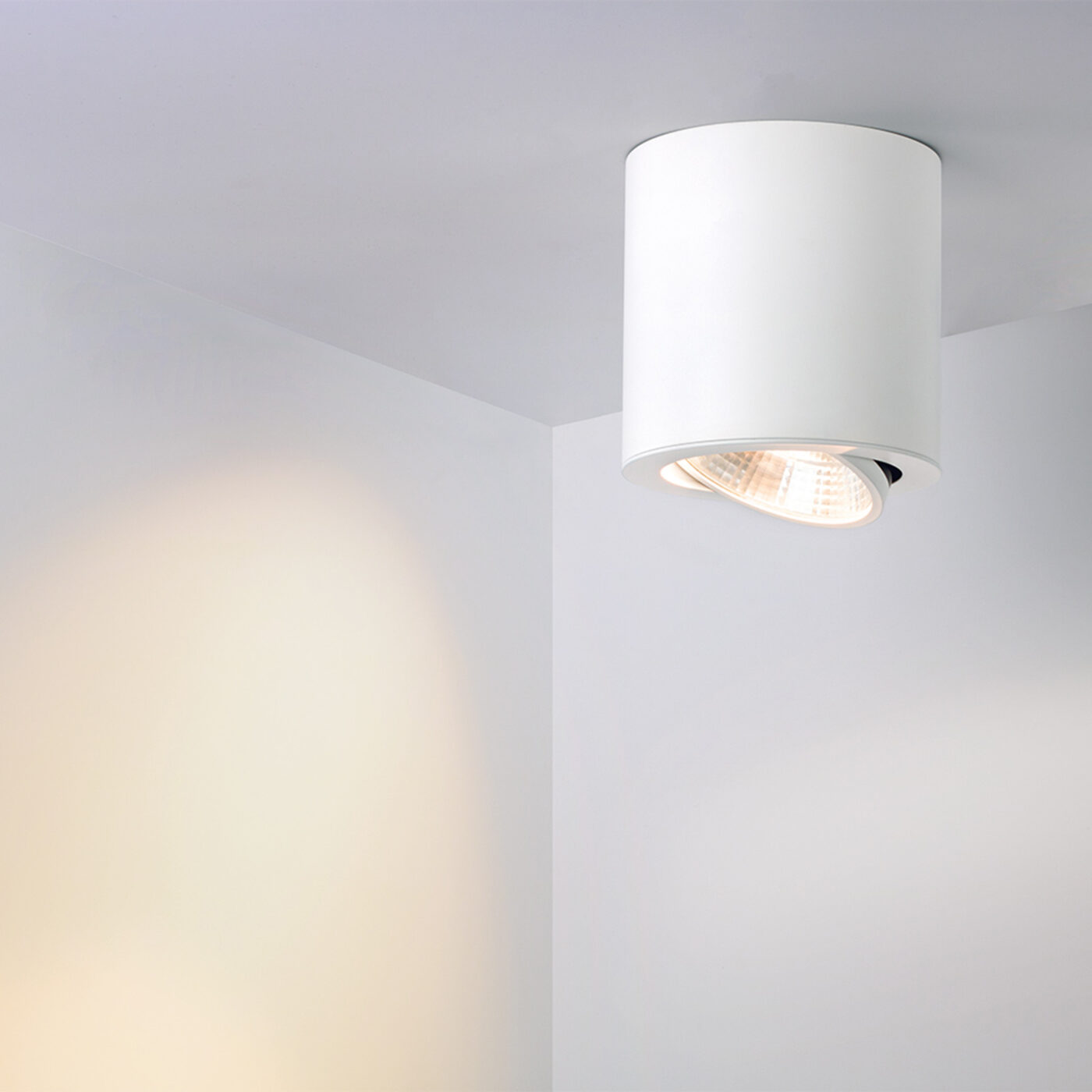 Светильник SP-FOCUS-R140-30W Warm White