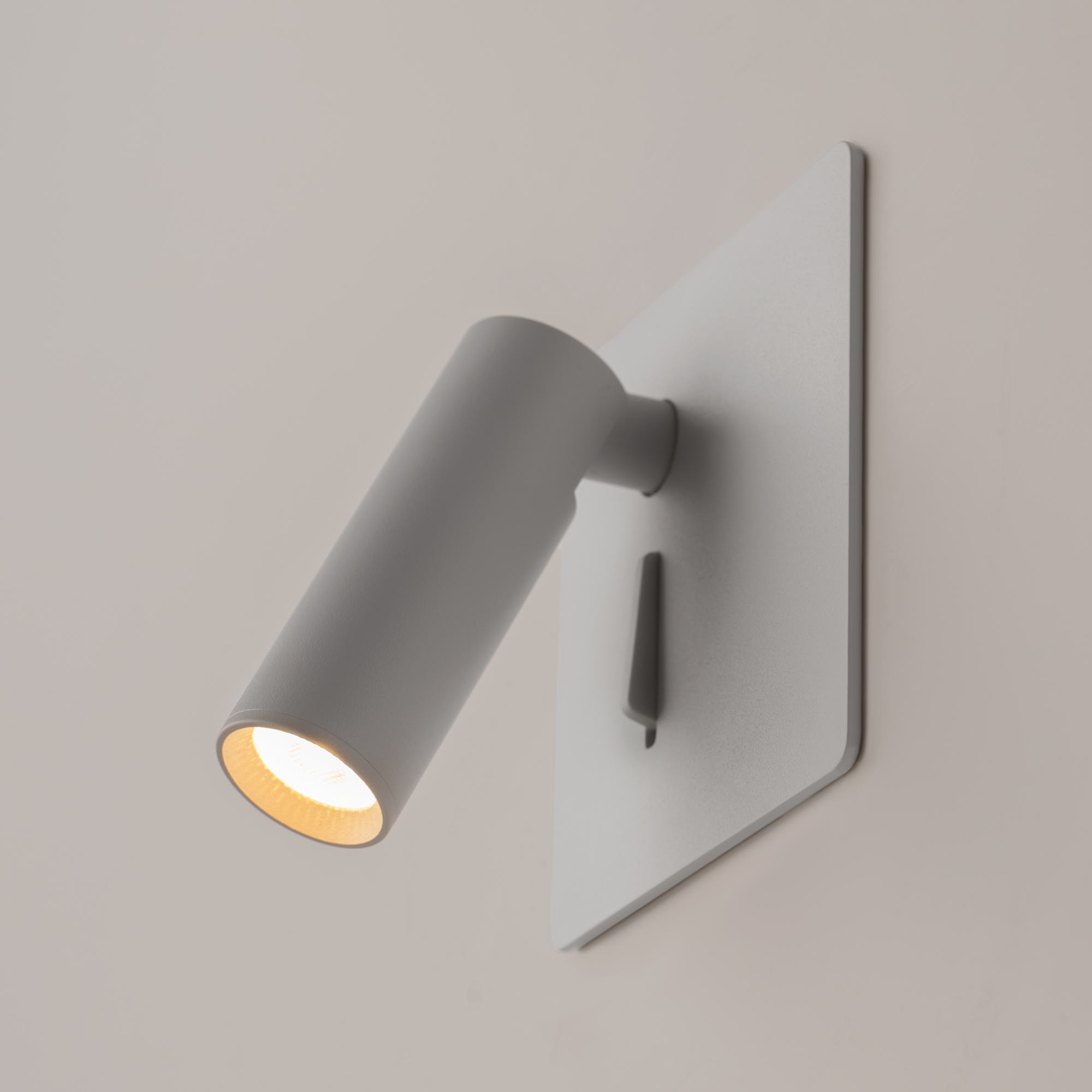 Настенный светильник (бра) Technical C040WL-L3W3K