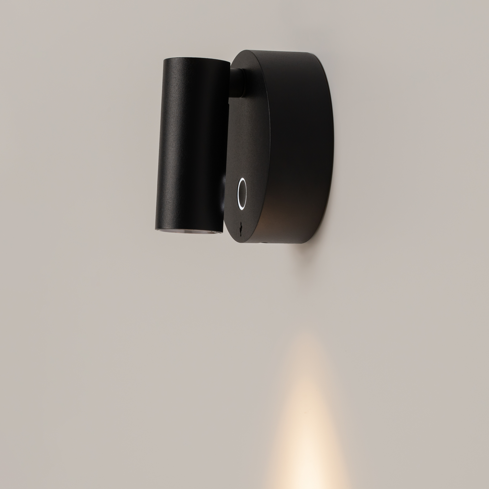 Настенный светильник (бра) Technical C079WL-L3B3K