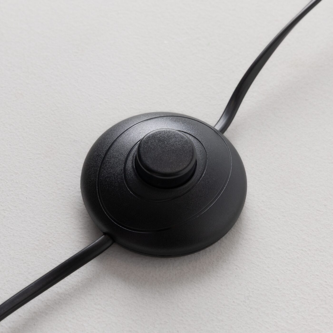 Напольный светильник (торшер) Maytoni MOD048FL-03G