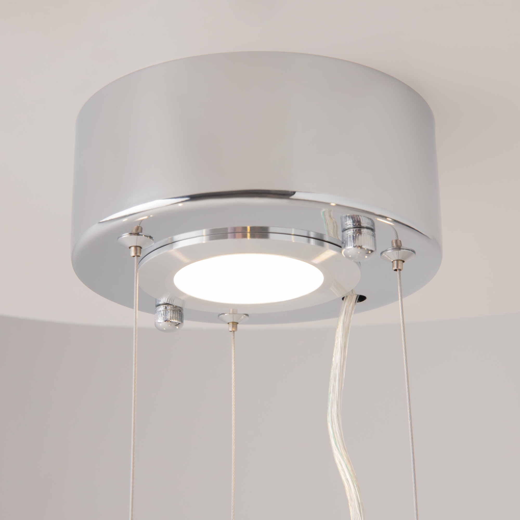 Люстра Maytoni MOD051PL-07TR