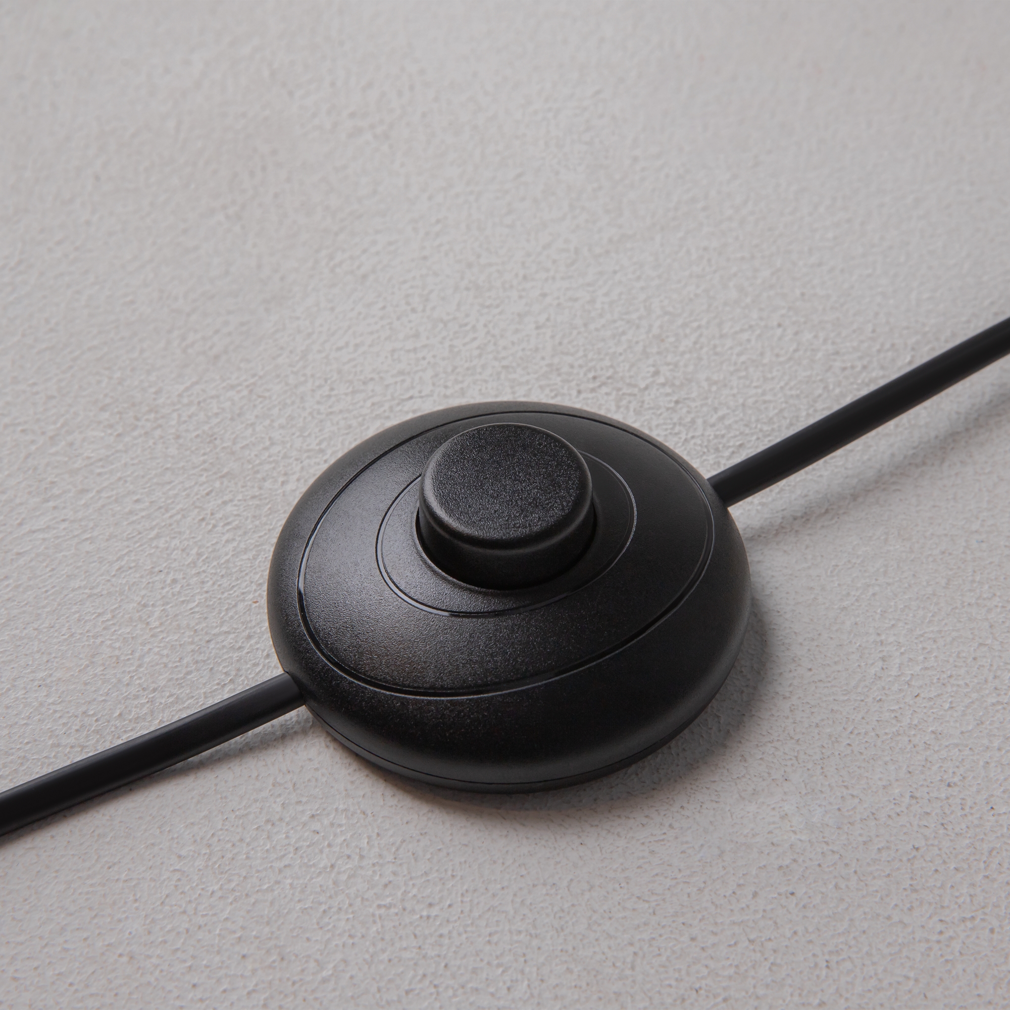 Напольный светильник (торшер) Maytoni Z012FL-L18B3K